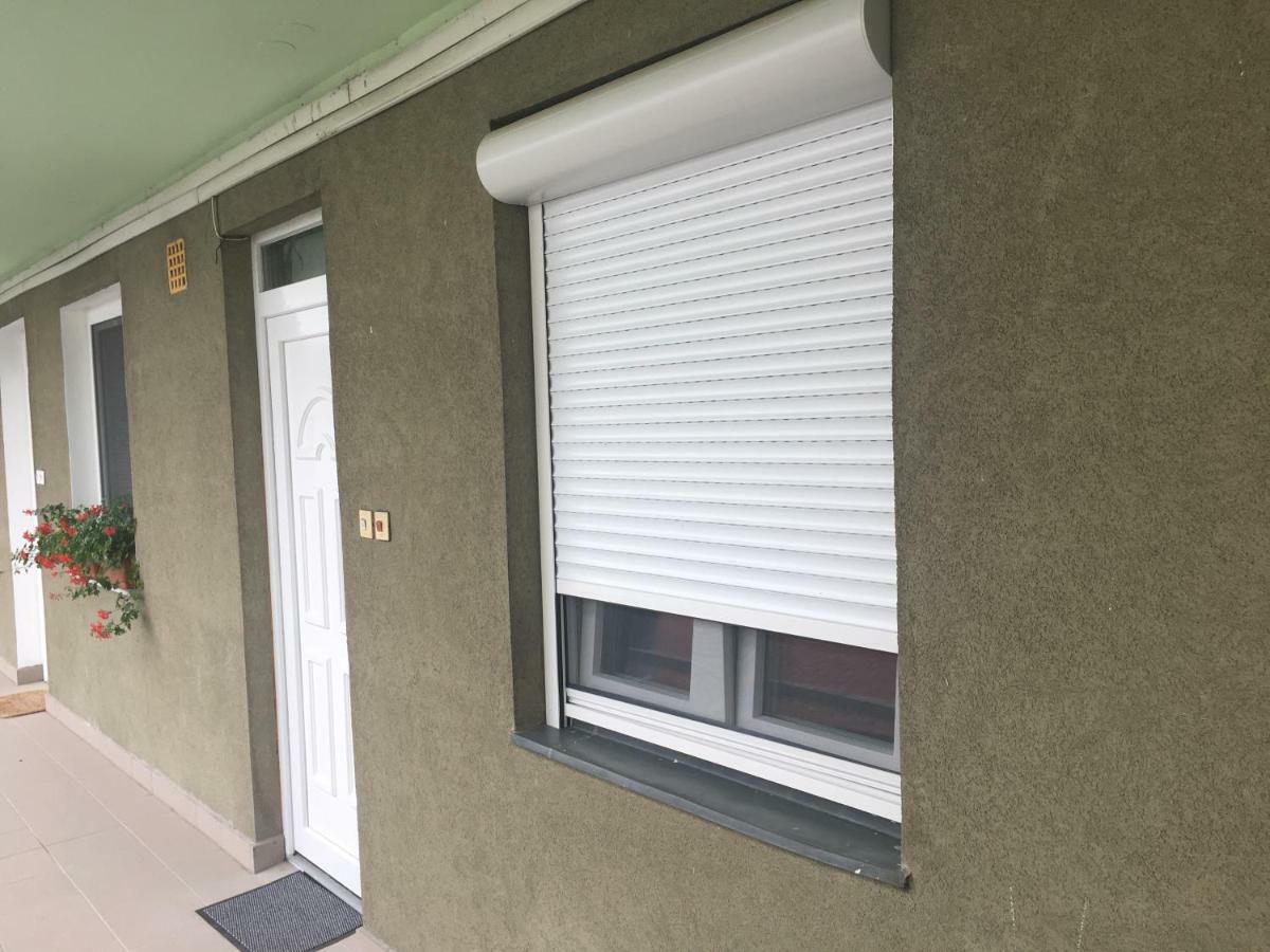 Szelestey Utcai Apartman Szombathely Exteriör bild