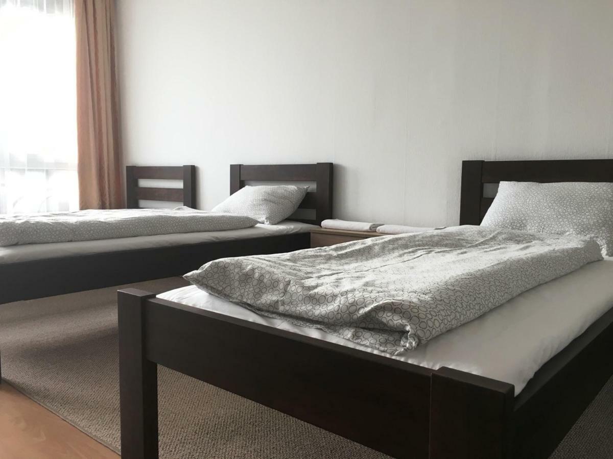 Szelestey Utcai Apartman Szombathely Exteriör bild